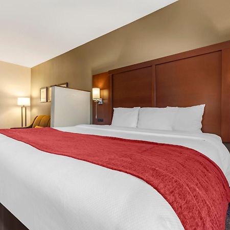Comfort Inn & Suites Streetsboro - Kent Экстерьер фото
