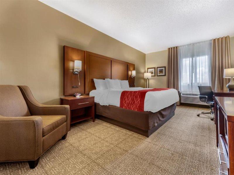 Comfort Inn & Suites Streetsboro - Kent Экстерьер фото