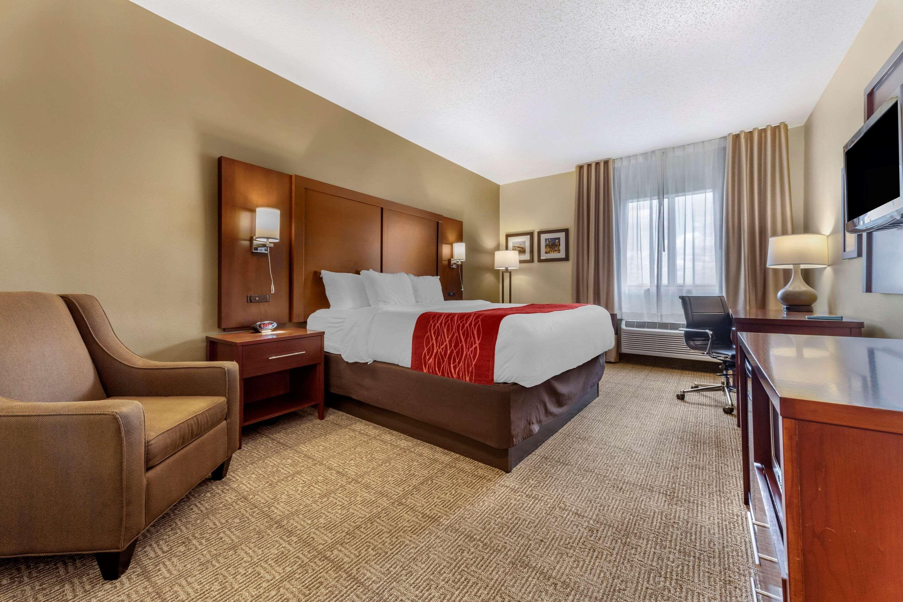 Comfort Inn & Suites Streetsboro - Kent Экстерьер фото