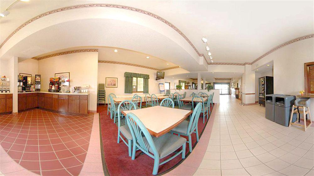 Comfort Inn & Suites Streetsboro - Kent Экстерьер фото